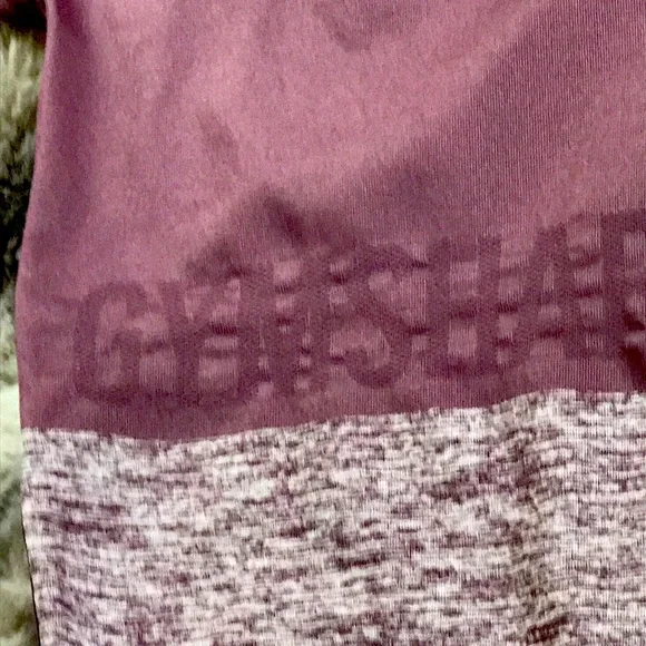 Gym shark 🦈 lavender, extra booty sculpting 🍑, and, fabric perfect for gym! - Picture 3 of 3